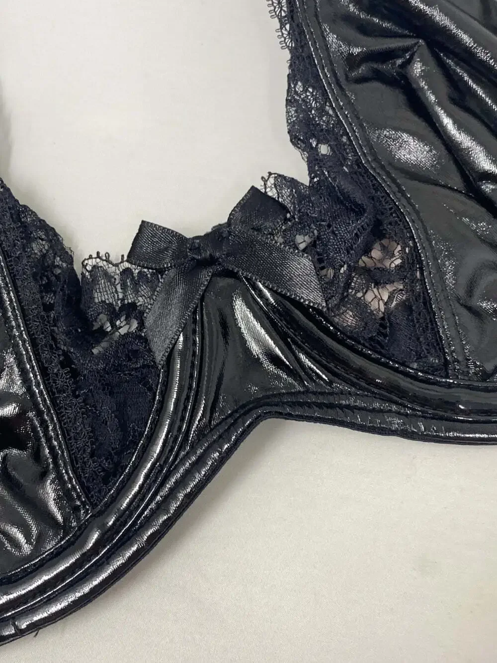 Agent Provocateur Vicki Black Bra NWT $295